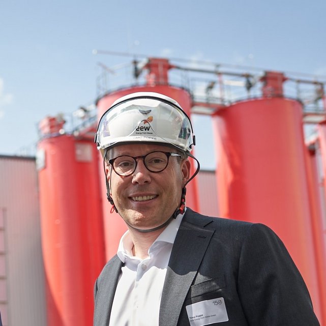 [Translate to English:] Timo Poppe, CEO EEW Energy from Waste GmbH